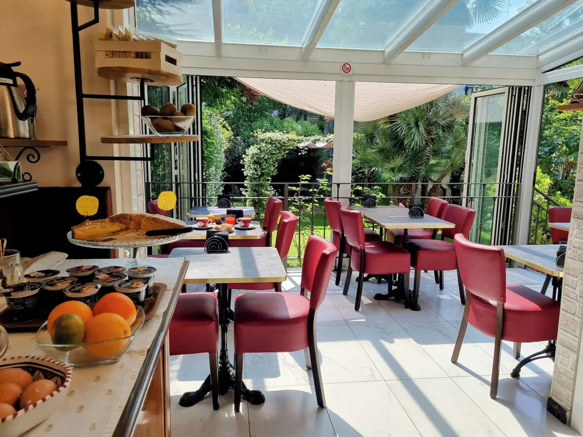 Hotel Charly — rooms and atmosphere