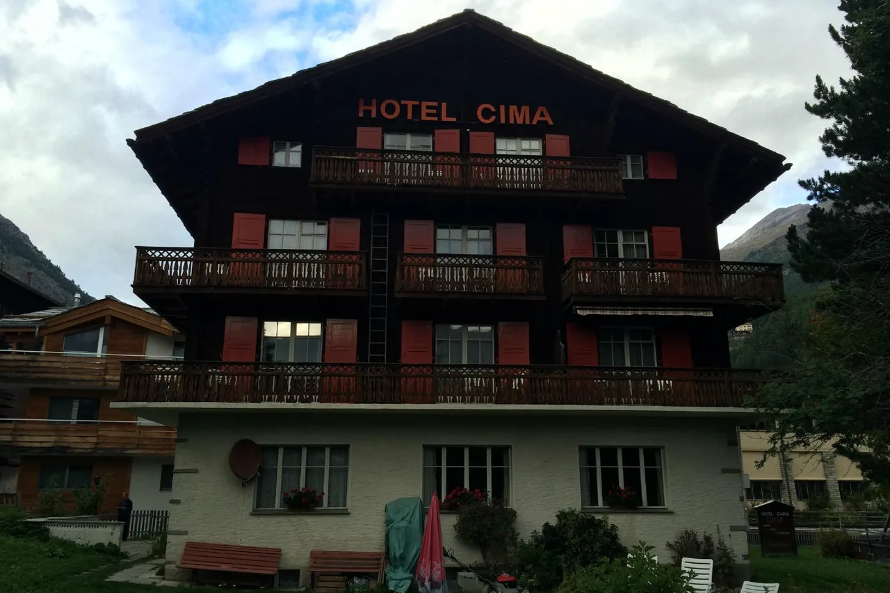 Hotel Cima — rooms and atmosphere