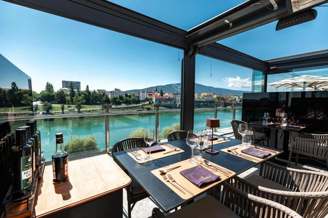 Hotel City Maribor — ภาพห้องพักและบรรยากาศ