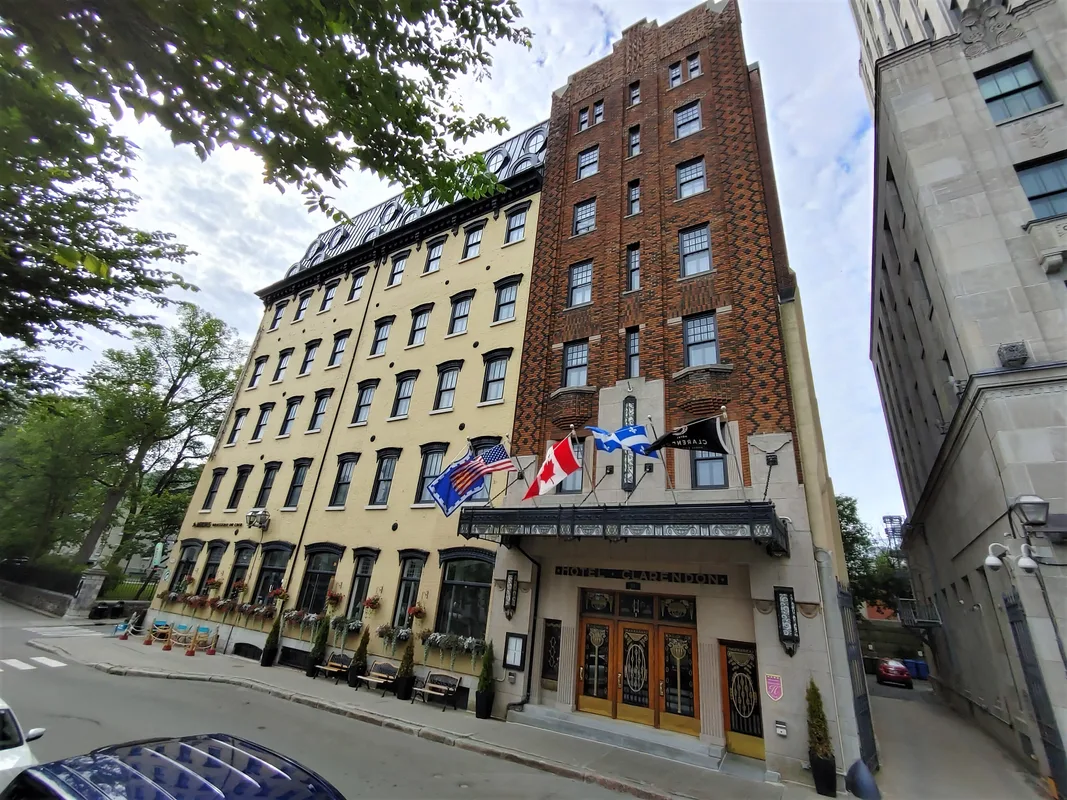 Hotel Clarendon — ควิเบกซิตี