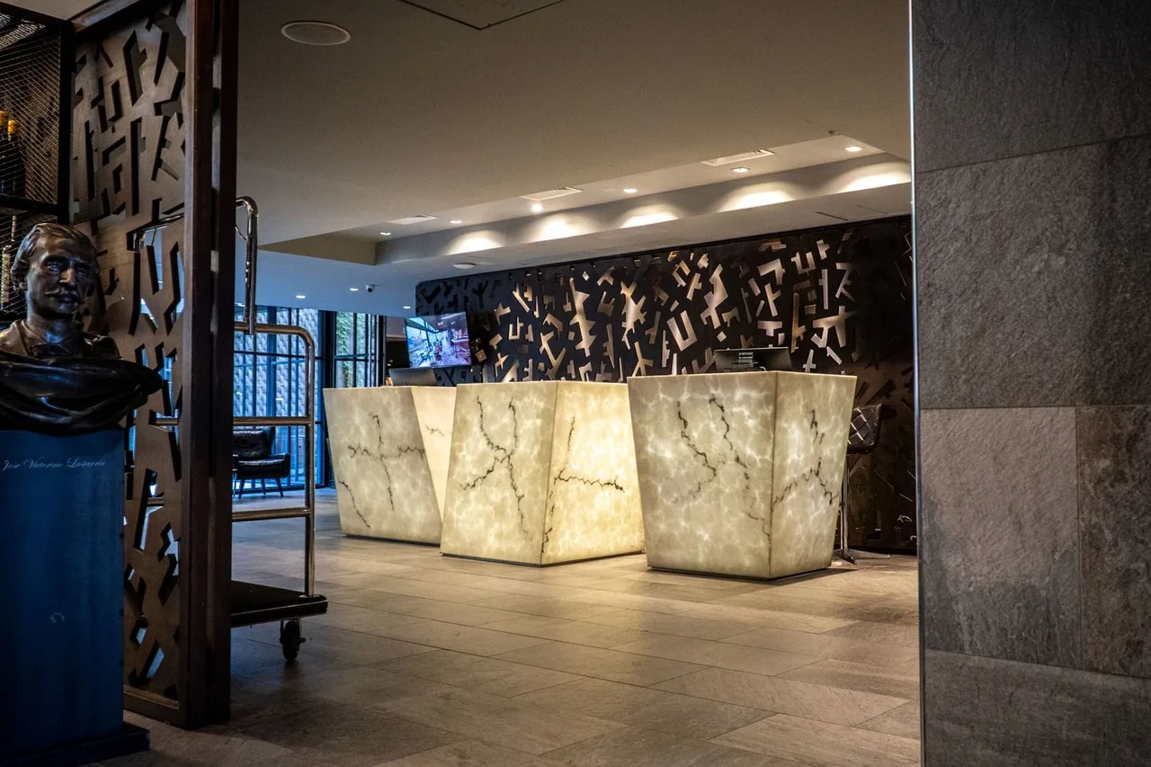Hotel Cumbres Lastarria — ภาพห้องพักและบรรยากาศ