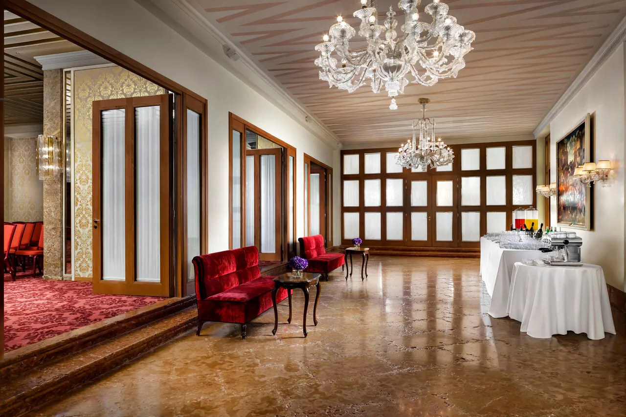 Hotel Danieli, a Luxury Collection Hotel — rooms and atmosphere