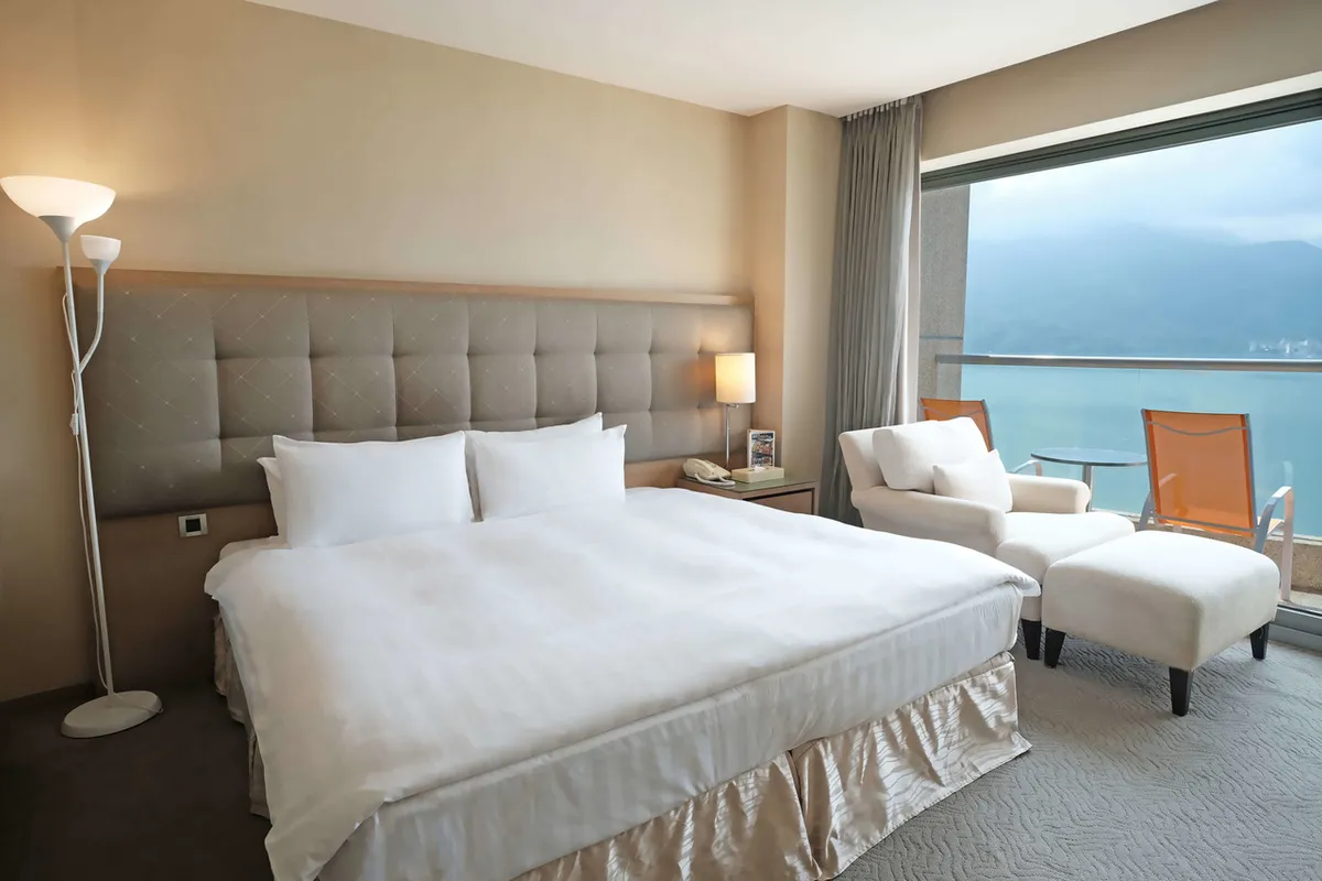 Hotel Del Lago — rooms and atmosphere