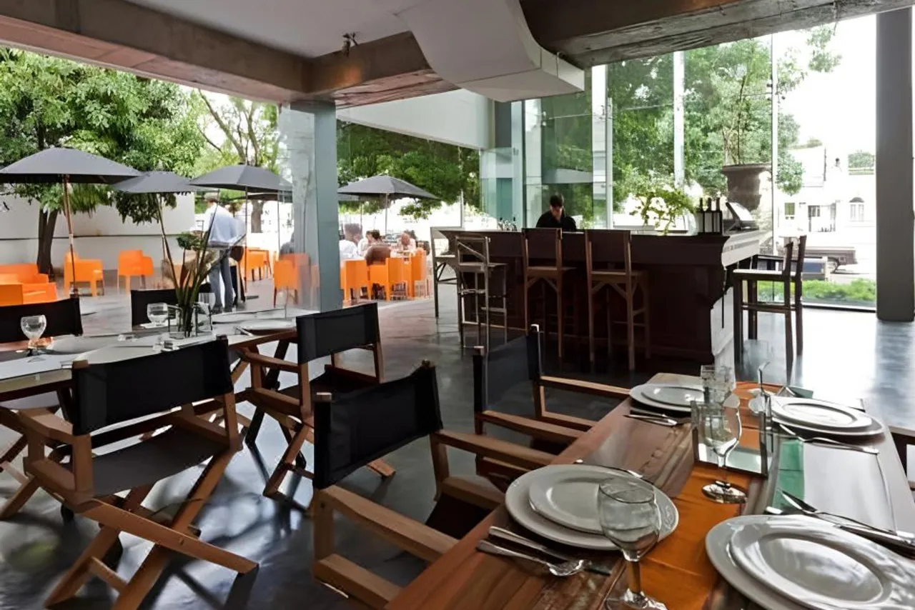 Hotel Demetria — ภาพห้องพักและบรรยากาศ