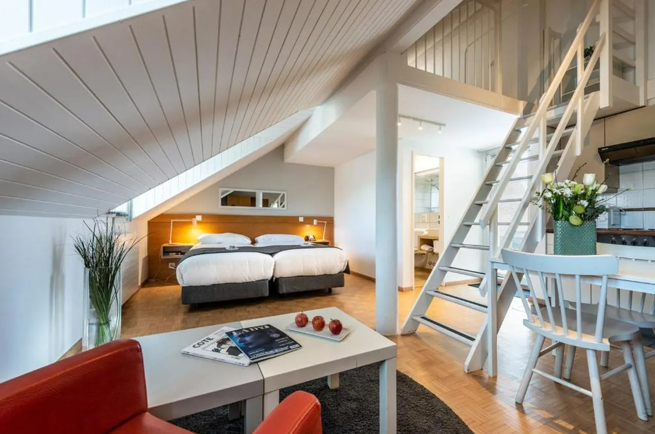 Hôtel des Alpes — rooms and atmosphere