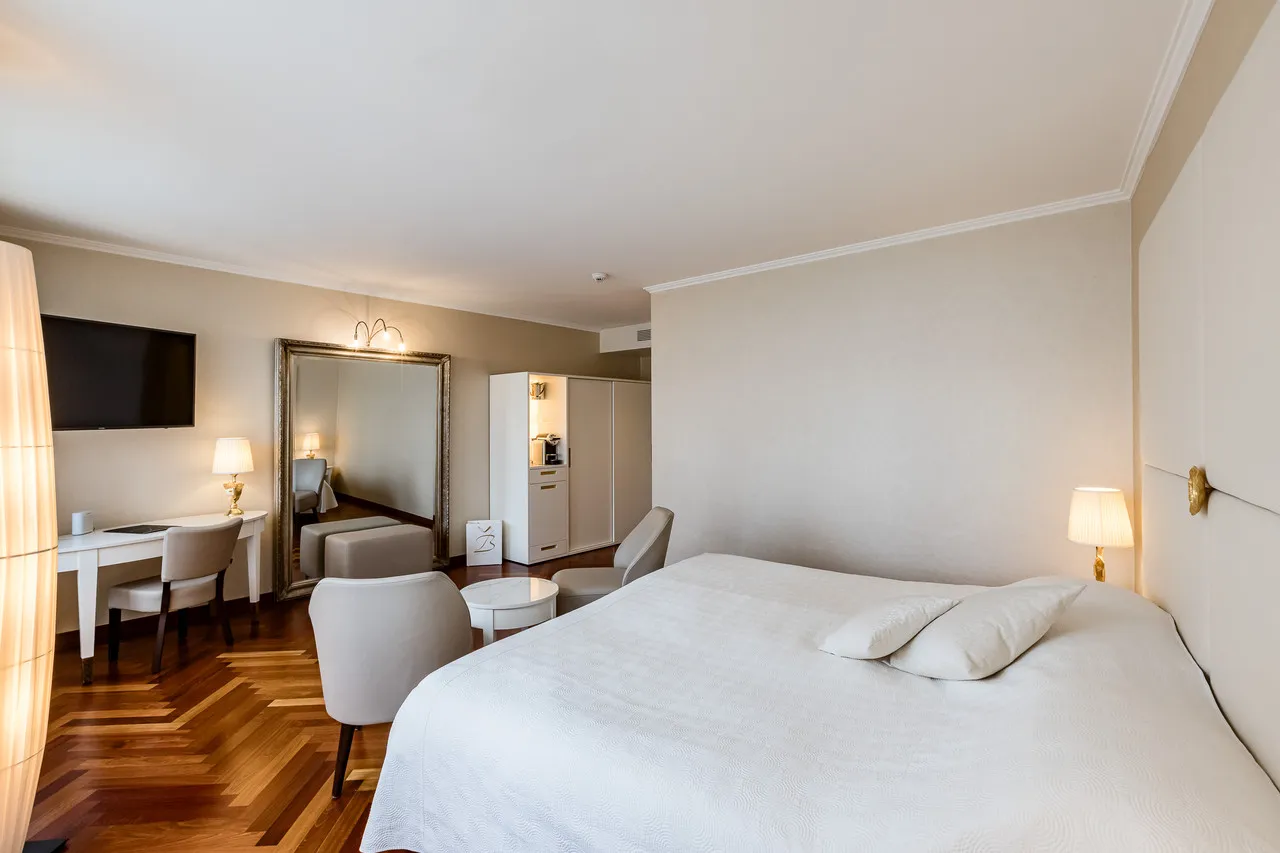 Hotel des Balances — rooms and atmosphere