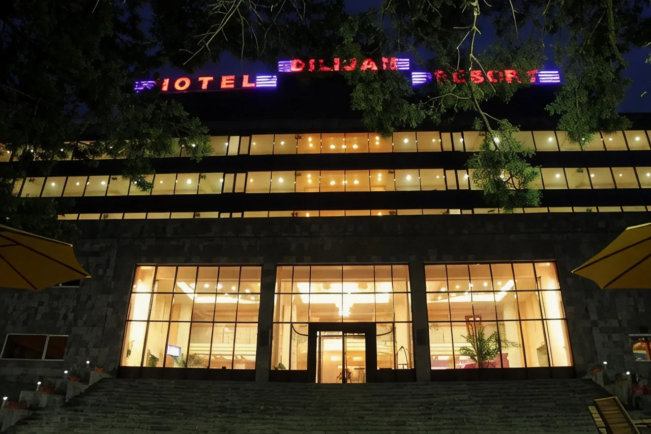Hotel Dilijan Resort — ภาพห้องพักและบรรยากาศ