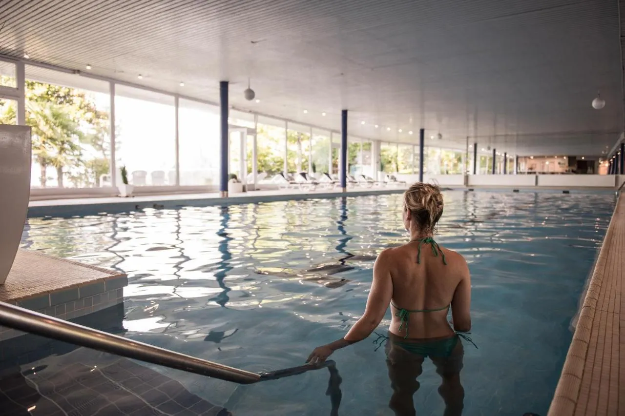 Hôtel du Grand Lac Excelsior — rooms and atmosphere