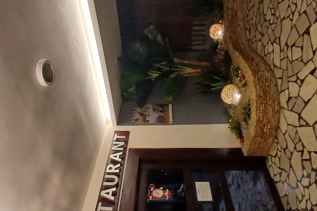 Hotel du Lac Cotonou — ภาพห้องพักและบรรยากาศ