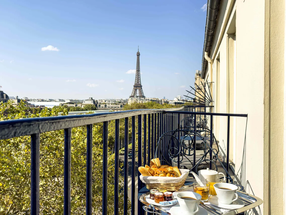 Hotel Duquesne Eiffel — rooms and atmosphere
