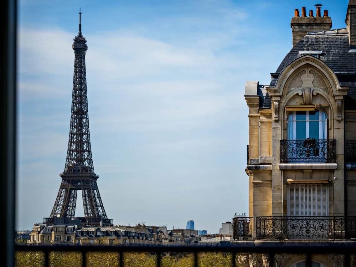 Hotel Duquesne Eiffel — rooms and atmosphere