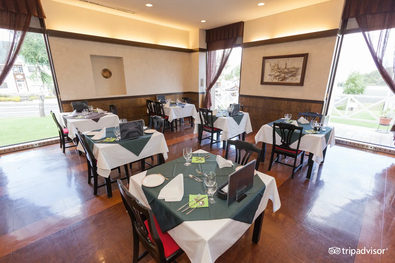 Hotel Edel Warme — rooms and atmosphere