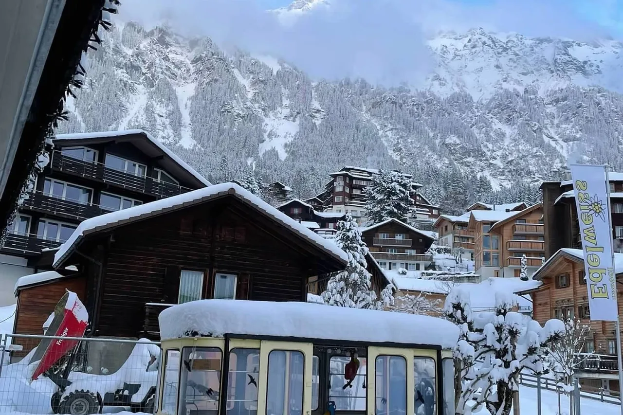 Hotel Edelweiss Lauterbrunnen — rooms and atmosphere
