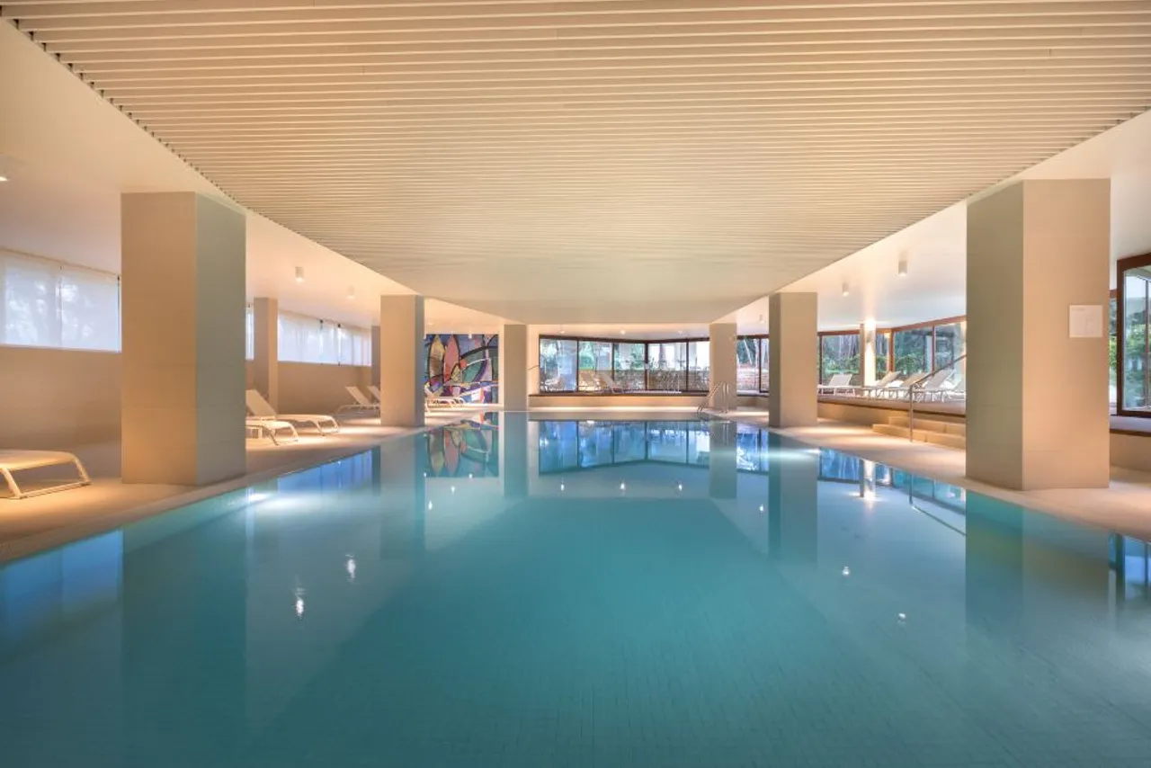 Eden Hotel by Maistra Collection — ภาพห้องพักและบรรยากาศ