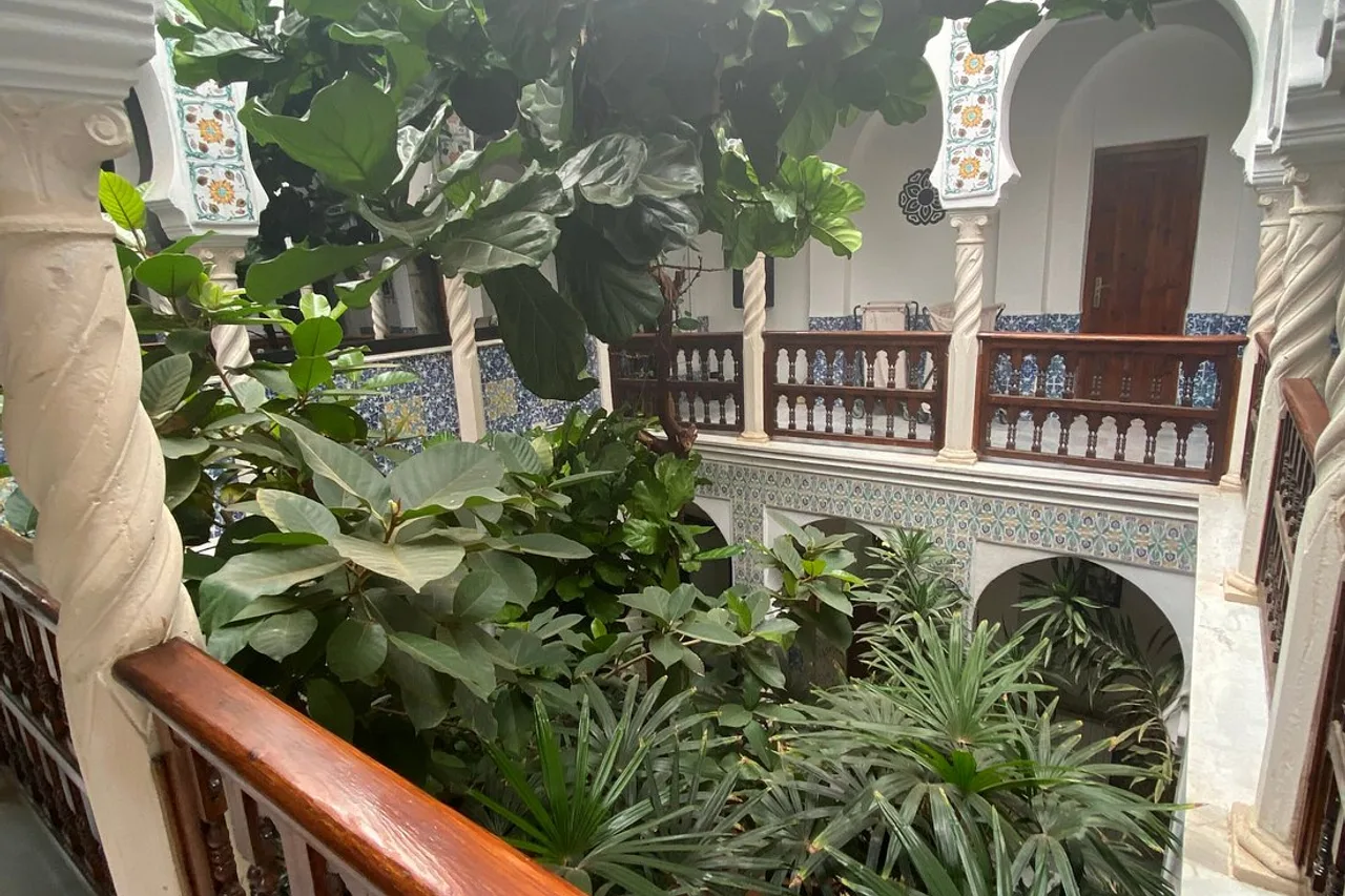 Hotel El-Djazair (ex St George) — ภาพห้องพักและบรรยากาศ