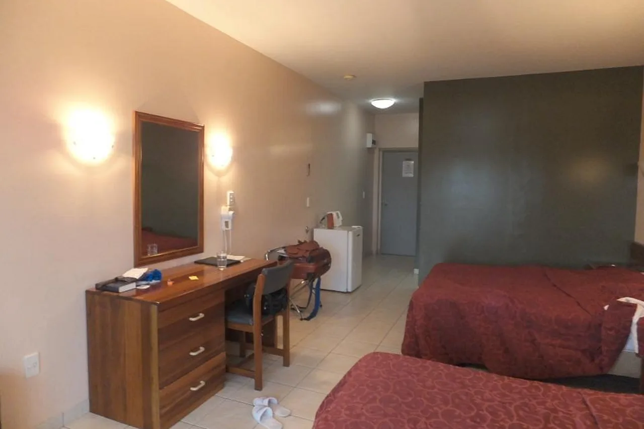 Hotel Elisa — rooms and atmosphere