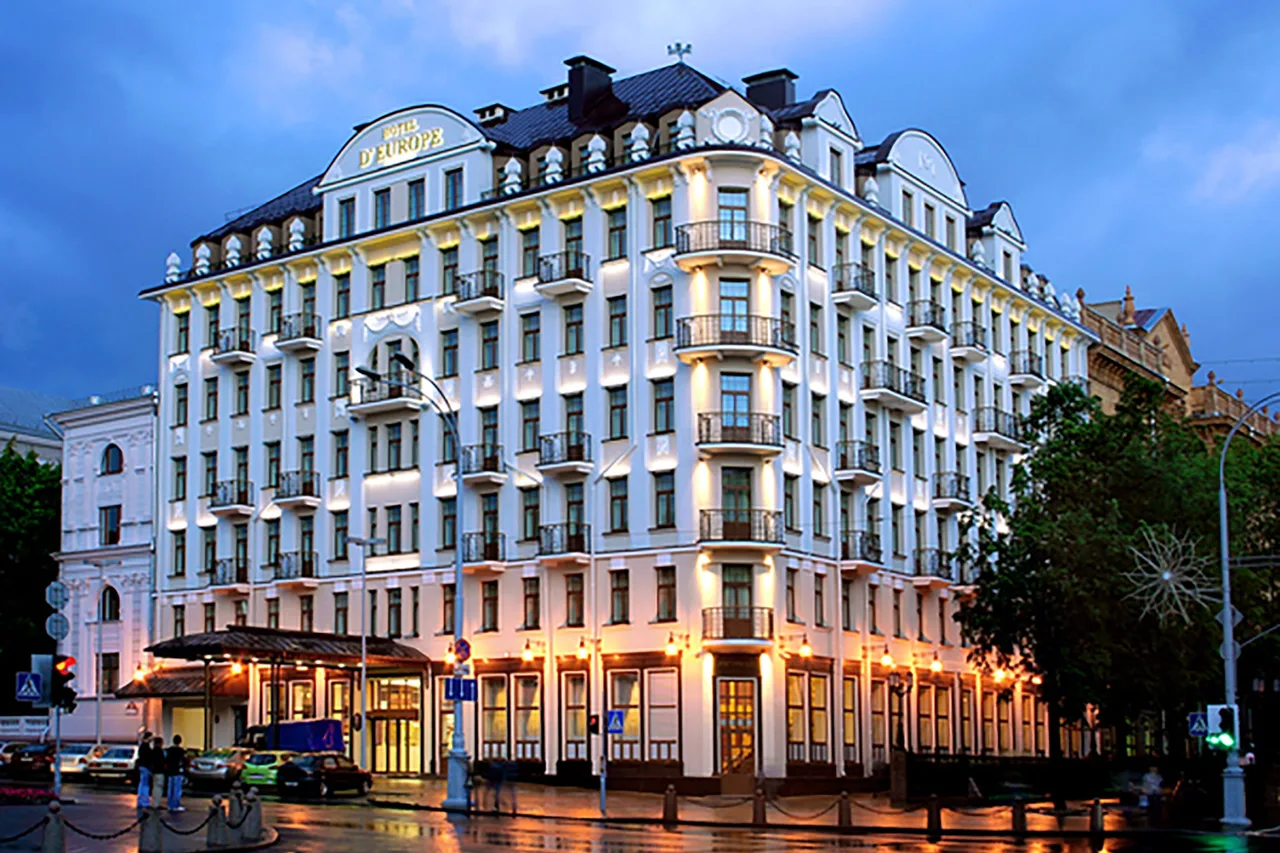 Hotel Europe — ภาพห้องพักและบรรยากาศ