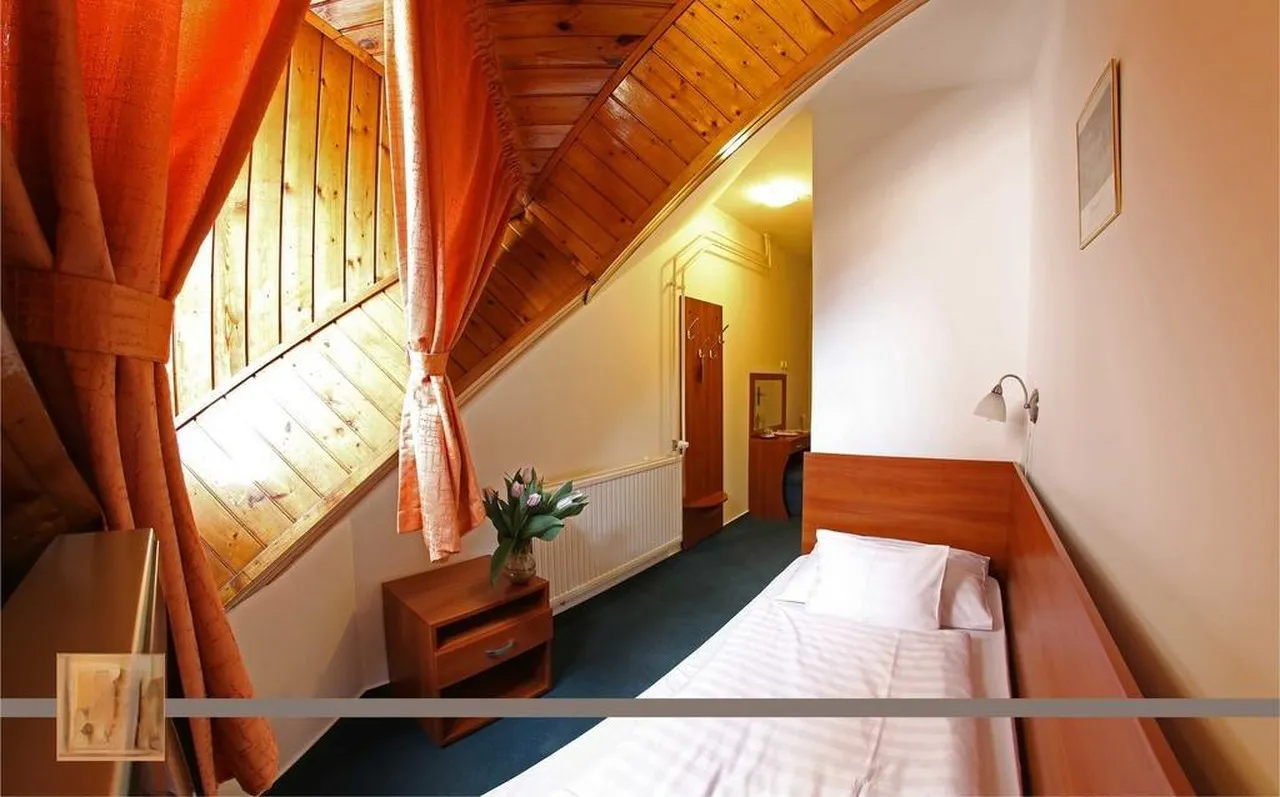 Hotel Fönix — rooms and atmosphere
