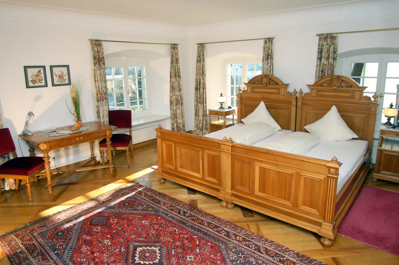 Hotel Gasthof Löwen — ภาพห้องพักและบรรยากาศ