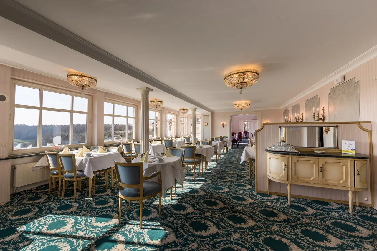 Hotel Goldener Hirsch Rothenburg — rooms and atmosphere