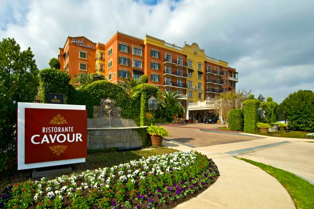 Hotel Granduca Houston — โรงแรมในฮิวสตัน