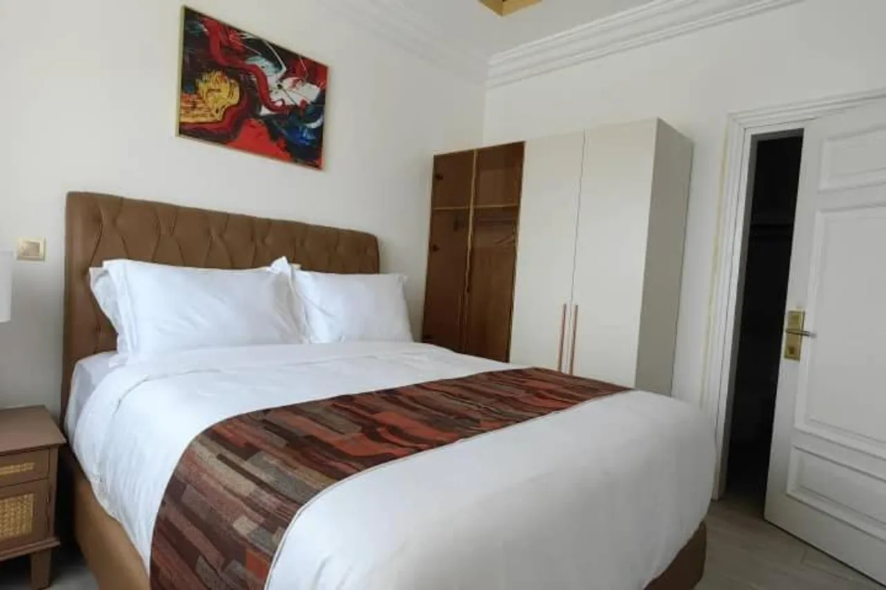 Hotel Hibiscus POG — ภาพห้องพักและบรรยากาศ