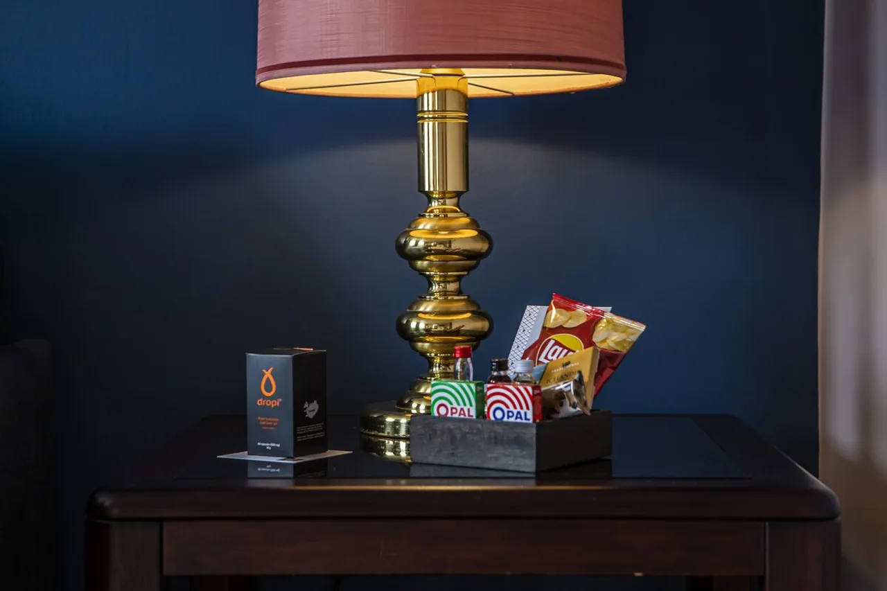 Hotel Holt - The Art Hotel — rooms and atmosphere