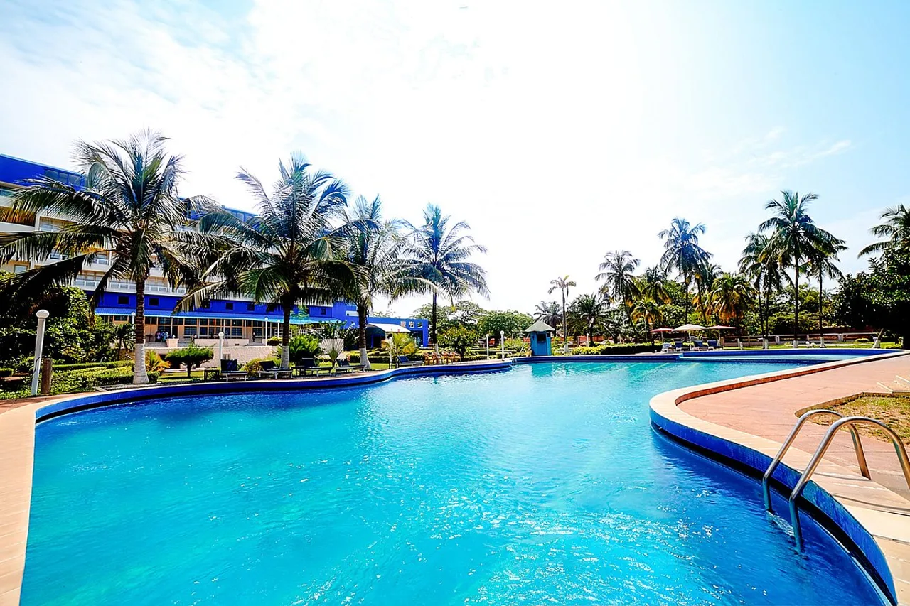 Hotel Ibis Lome Centre — โรงแรมในโลเม