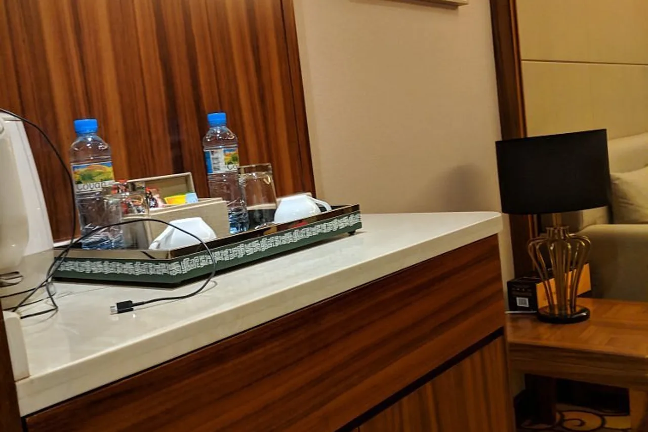 Hotel Kaloum — ภาพห้องพักและบรรยากาศ
