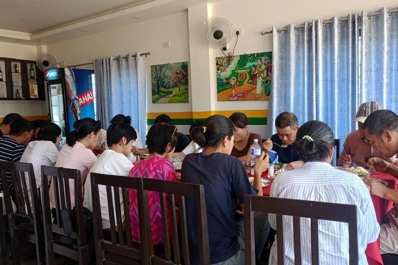 Hotel Kanthak — ภาพห้องพักและบรรยากาศ