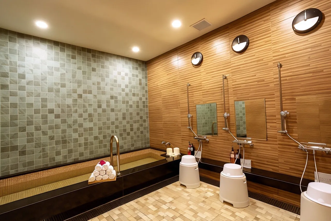 Hotel Kuretakeso Thailand Sriracha — rooms and atmosphere