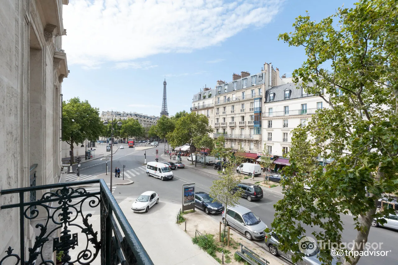 Hotel La Comtesse — rooms and atmosphere