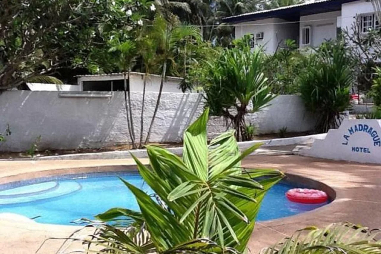 Hotel La Madrague — ภาพห้องพักและบรรยากาศ