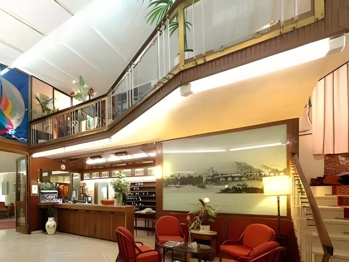 Hotel La Pace Pisa — rooms and atmosphere