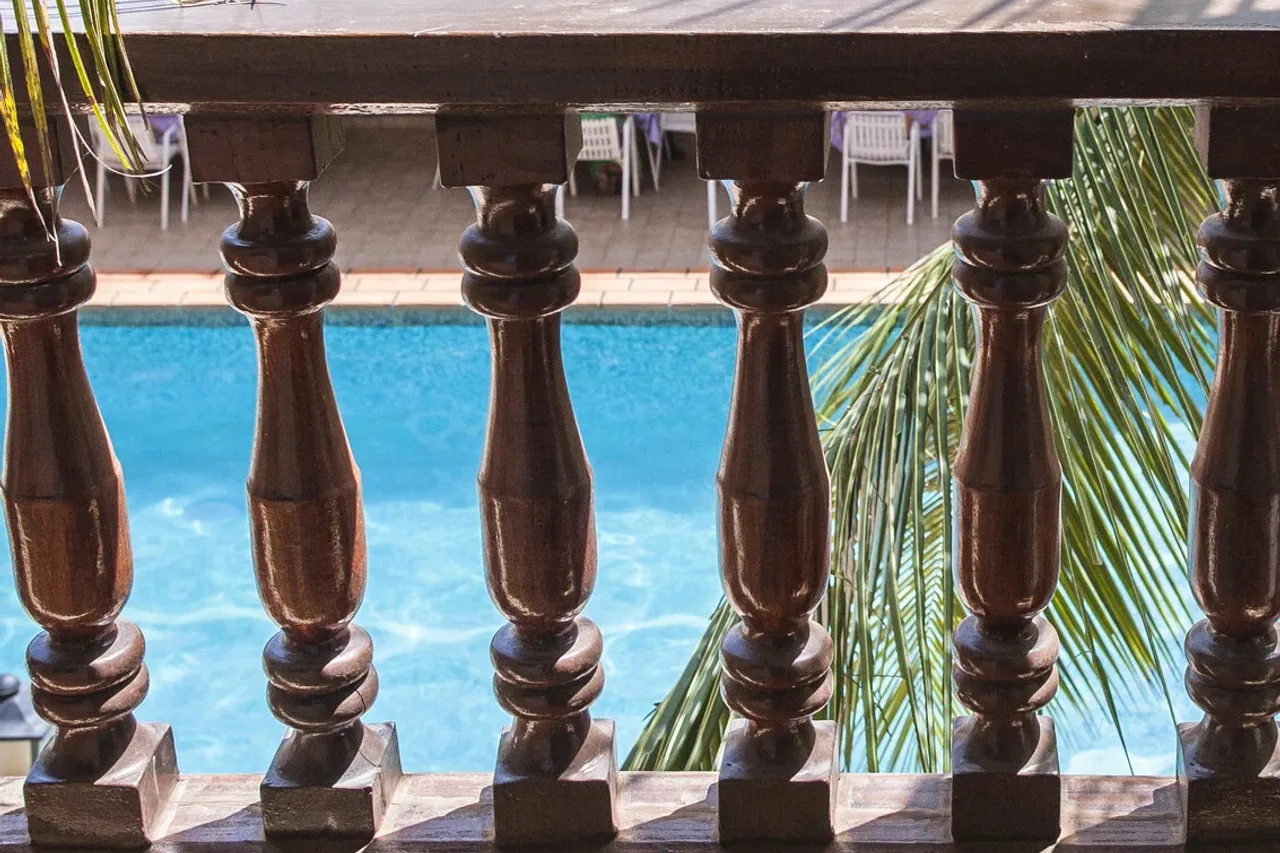 Hotel L'Auberge — ภาพห้องพักและบรรยากาศ