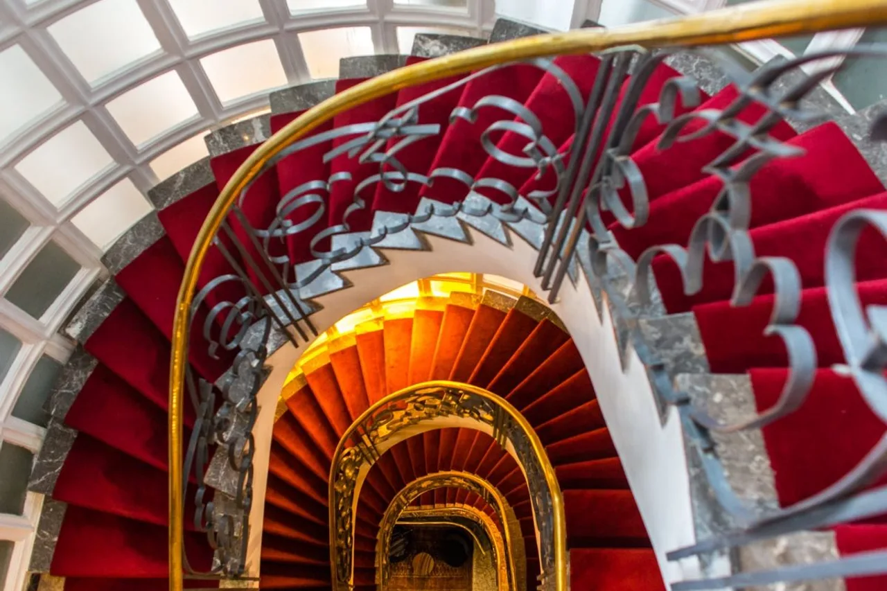 Hotel Le Doge - Relais &amp; Châteaux — rooms and atmosphere