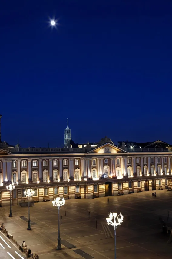 Hôtel Le Grand Balcon — rooms and atmosphere