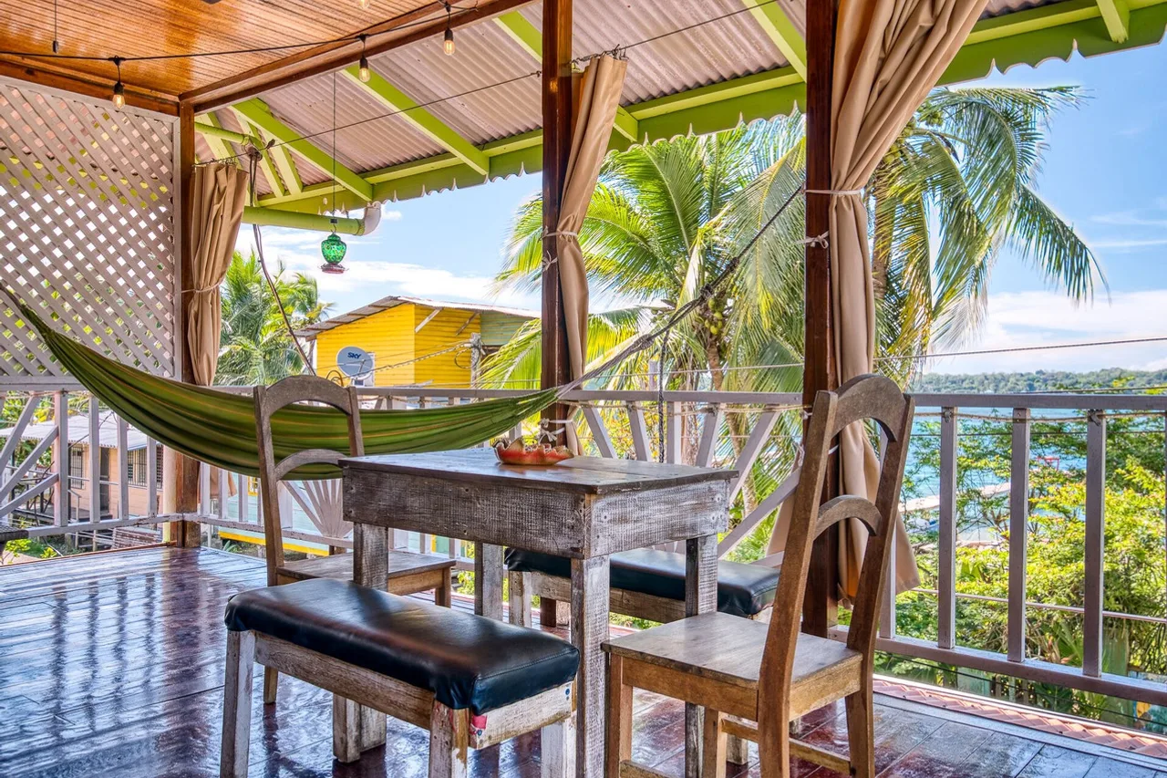 Hotel Lula's Bed and Breakfast — ภาพห้องพักและบรรยากาศ