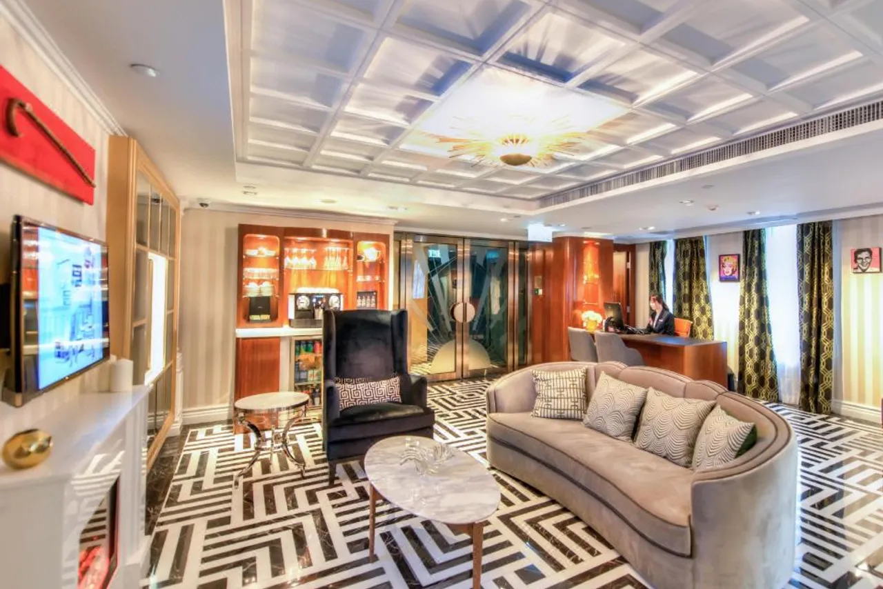 Hotel Madera Hollywood — ภาพห้องพักและบรรยากาศ