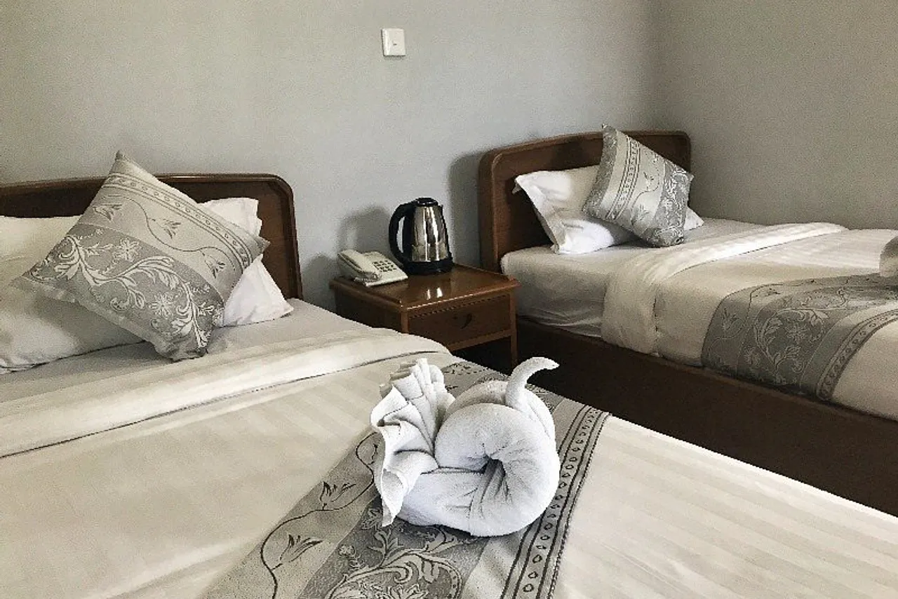 Hotel Maymyo — ภาพห้องพักและบรรยากาศ