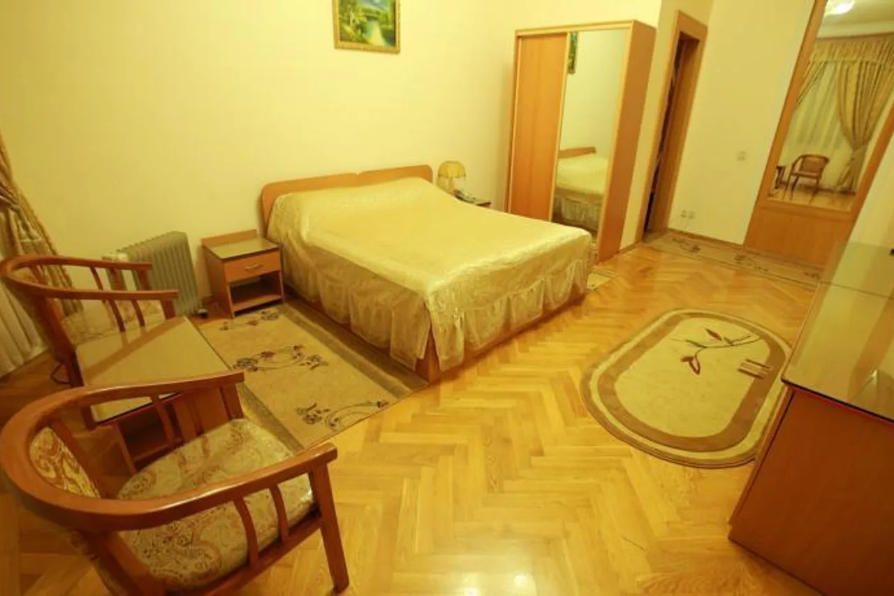 Hotel Mercury Dushanbe — ภาพห้องพักและบรรยากาศ