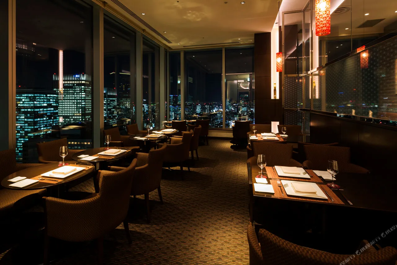 Hotel Metropolitan Tokyo Marunouchi — rooms and atmosphere