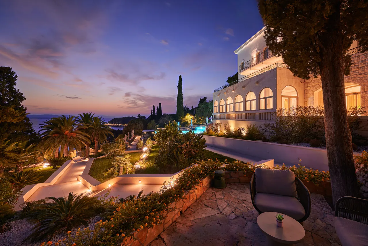 Hotel Moeesy, Blue & Green Oasis — โรงแรมในฮวาร์