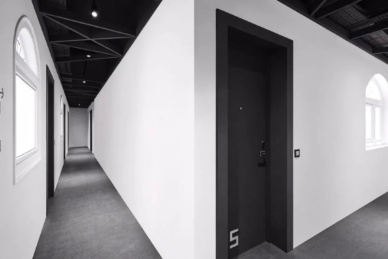 Hotel Mono — ภาพห้องพักและบรรยากาศ