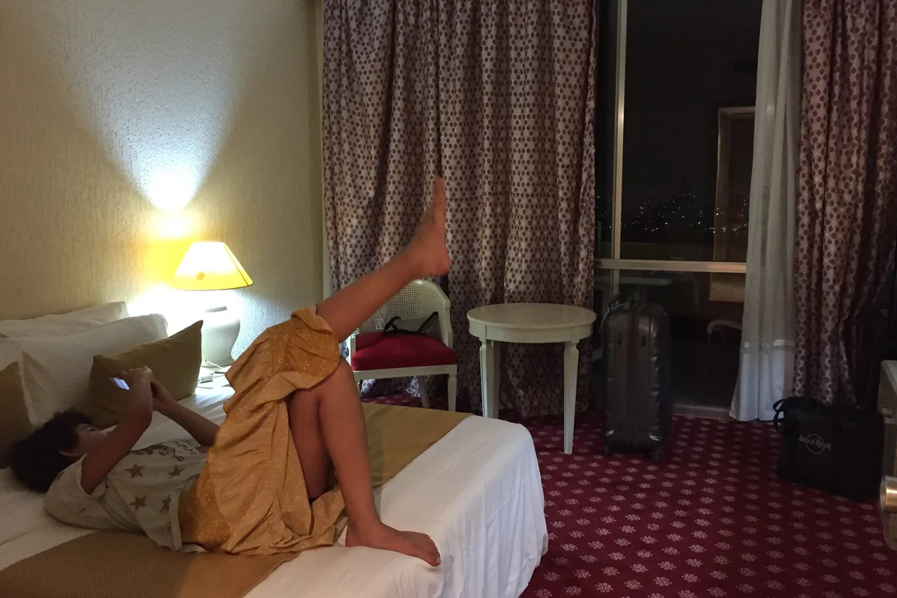 Hotel Mont Febe — ภาพห้องพักและบรรยากาศ