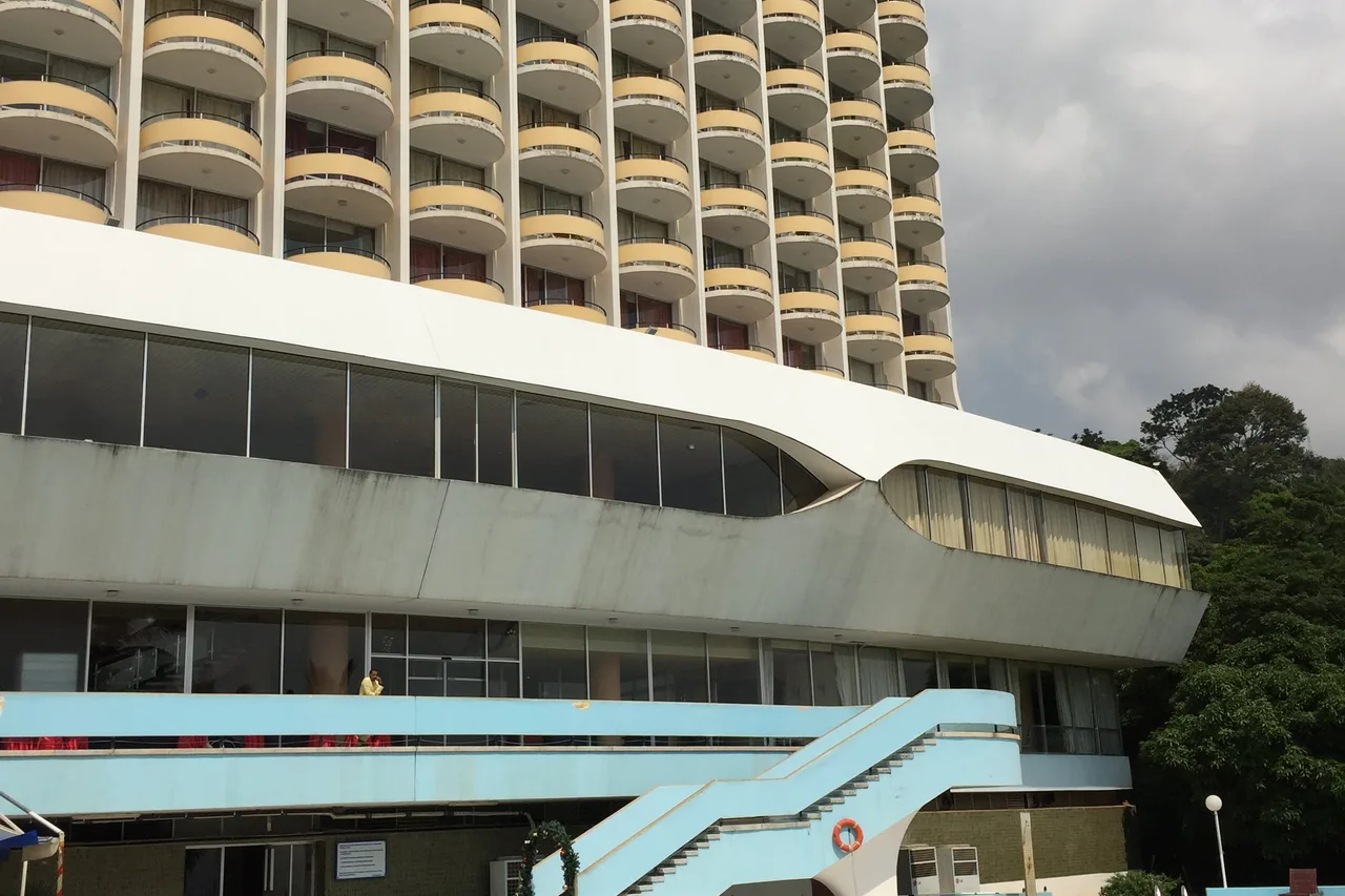 Hotel Mont Febe — ภาพห้องพักและบรรยากาศ