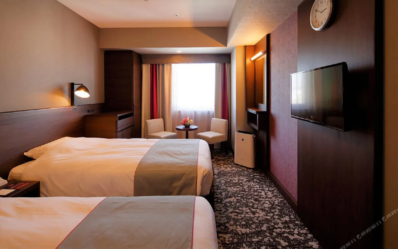Hotel Monte Hermana Fukuoka — rooms and atmosphere
