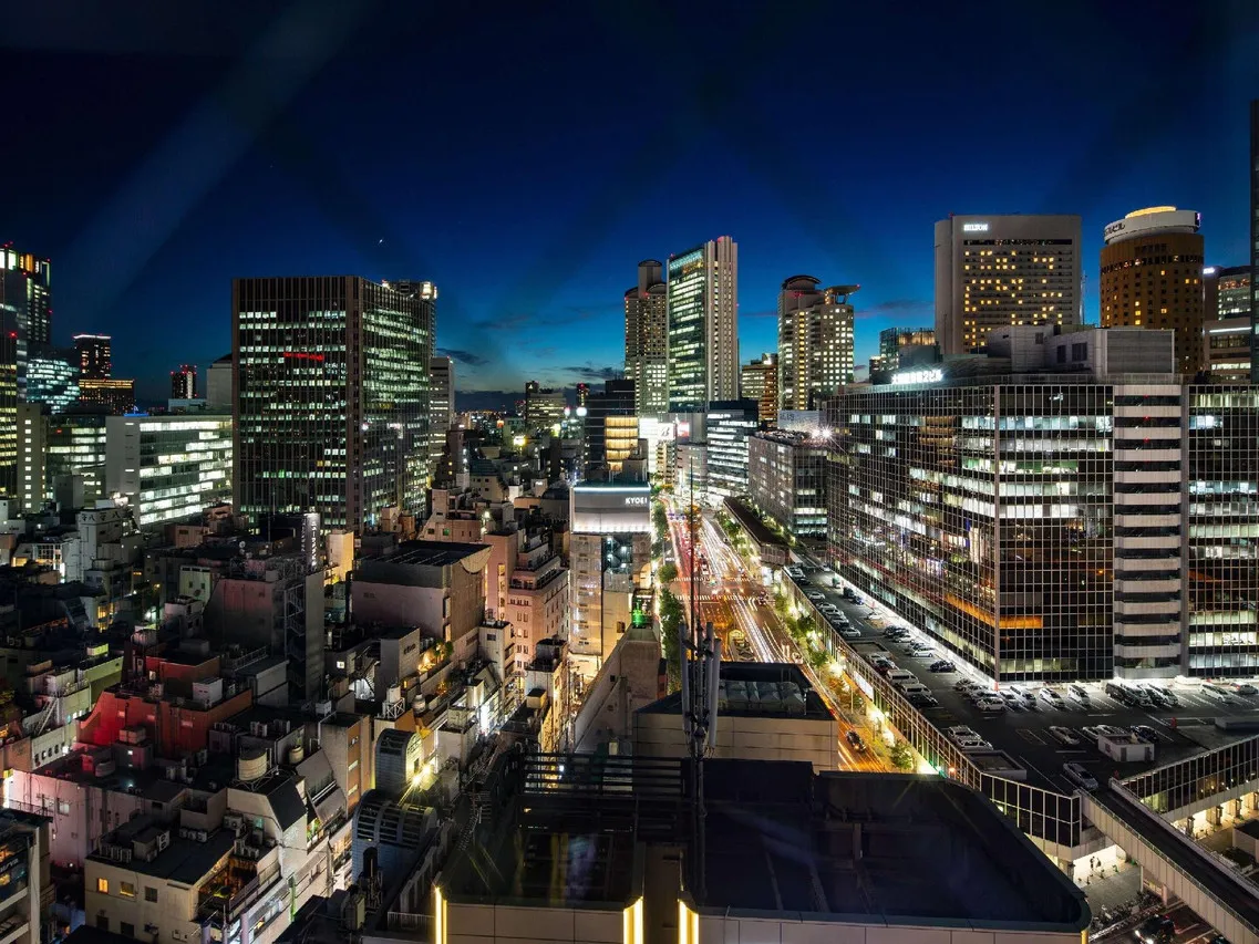 Hotel Monterey Le Frere Osaka — rooms and atmosphere