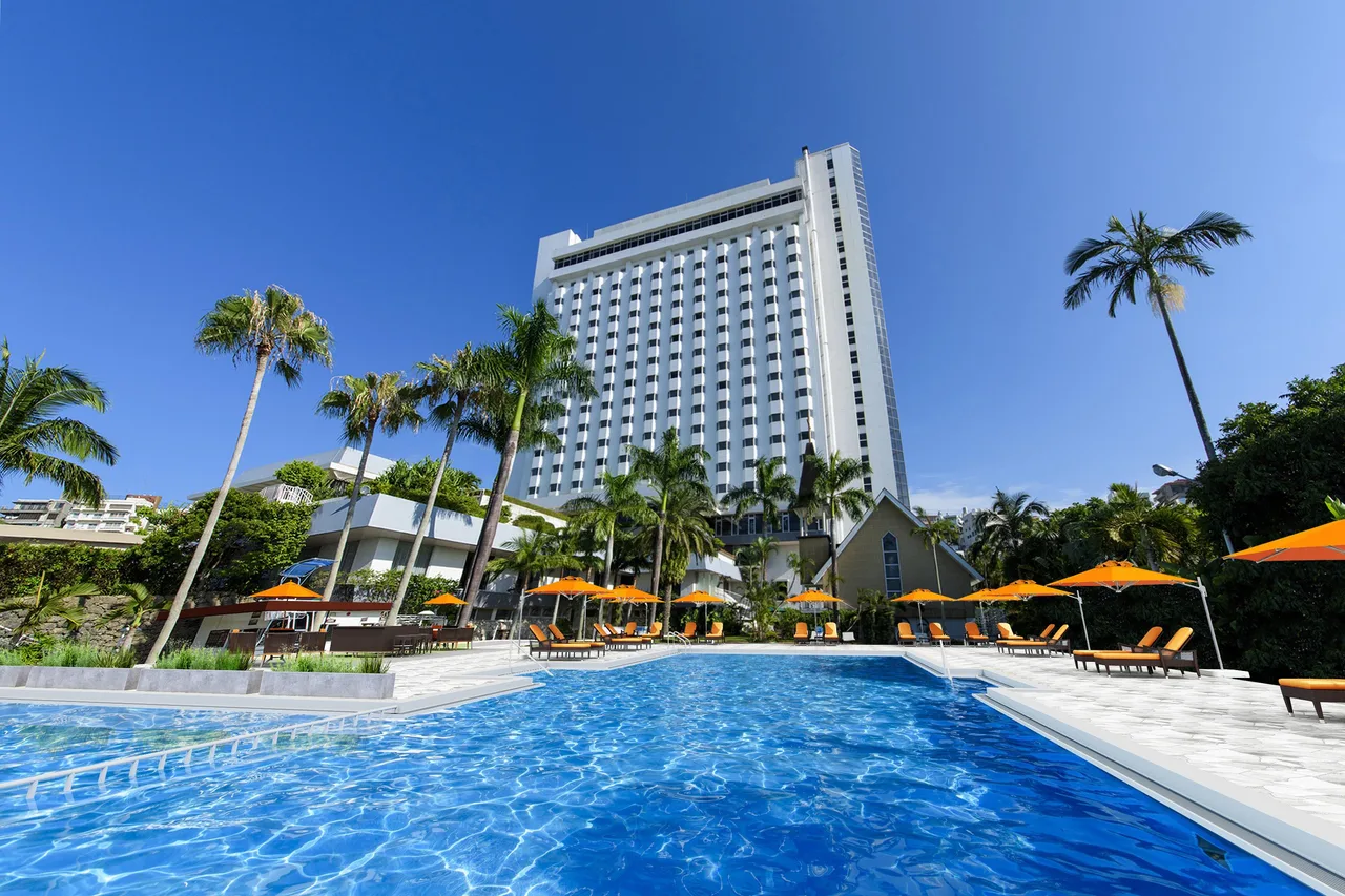 Hotel Nikko Naha Grand Castle — โรงแรมในนาฮะ