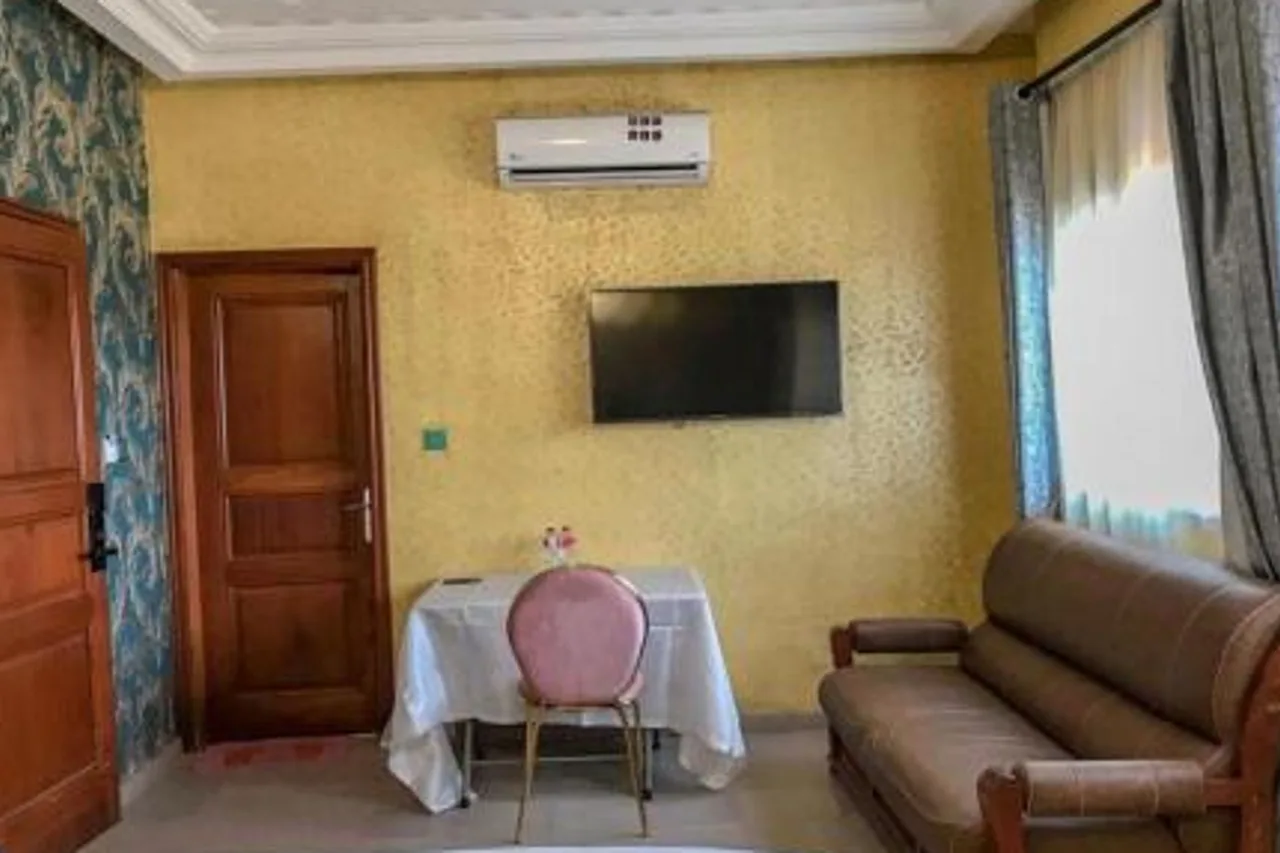 Hotel Noahgarden 2 — ภาพห้องพักและบรรยากาศ